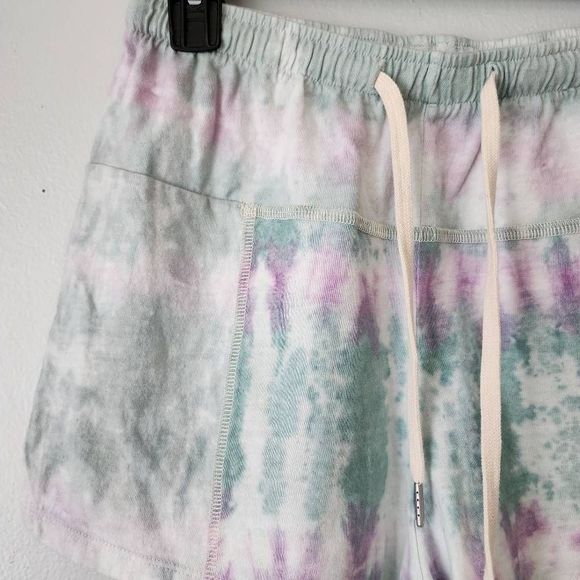 John Elliott Reconstructed Tie Dye Shorts - Picture 2 of 5